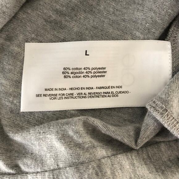 Frayed Jeans Women's Large Romi Twist Front Top - Picture 6 of 8